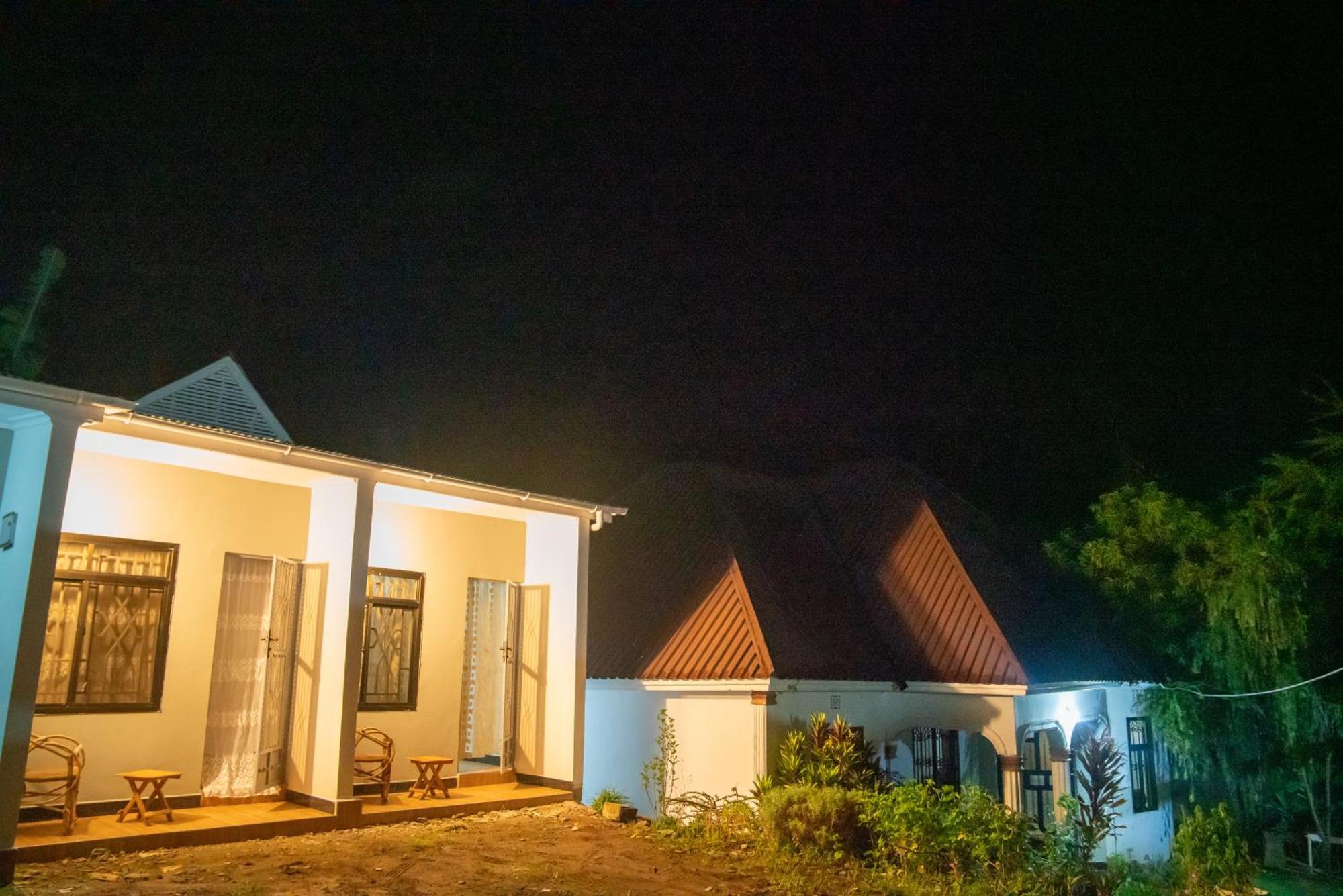 Bed and Breakfast New Dream House Аруша Екстер'єр фото